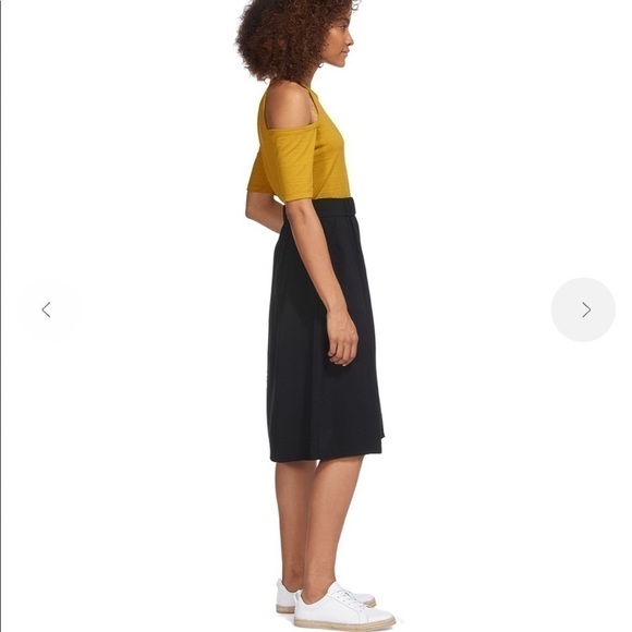 WHISTLES COLD SHOULDER TOP SIZE US 4 - Picture 2 of 10